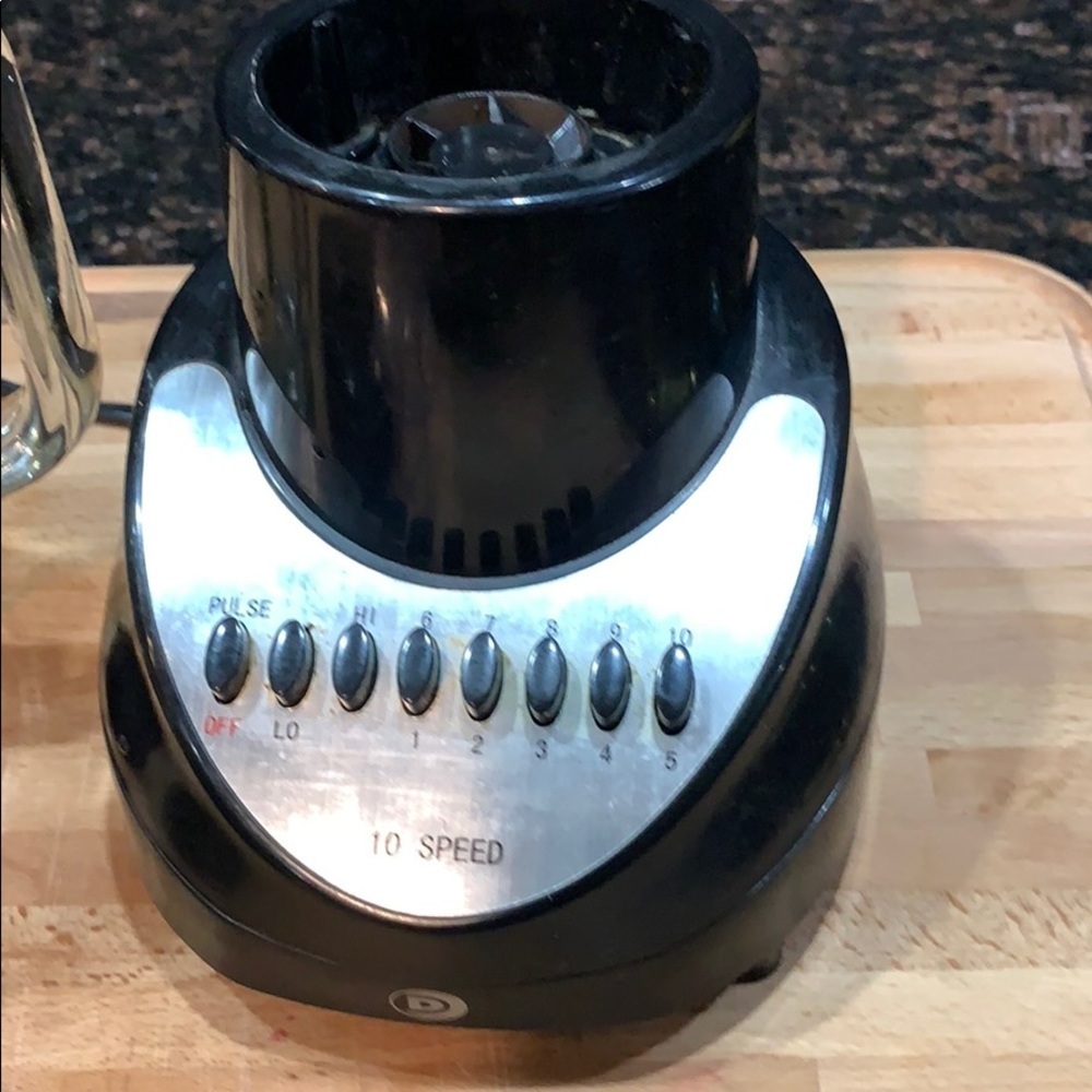 Large  Blender - Picture 6 of 16